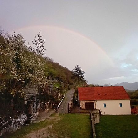 Konak Ugnji-Village Цетинє Екстер'єр фото