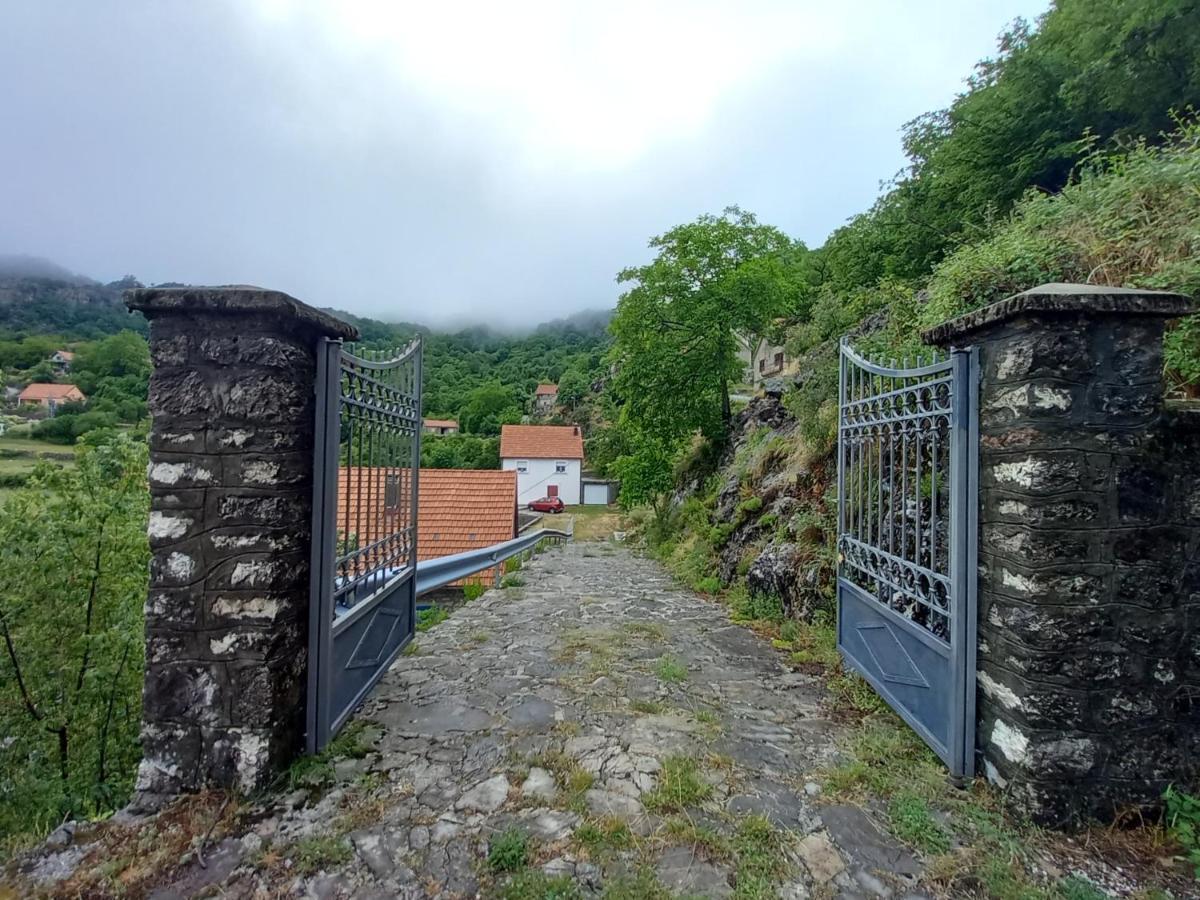 Konak Ugnji-Village Цетинє Екстер'єр фото