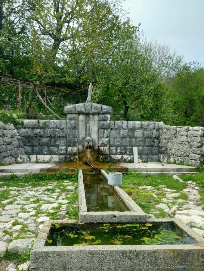 Konak Ugnji-Village Цетинє Екстер'єр фото