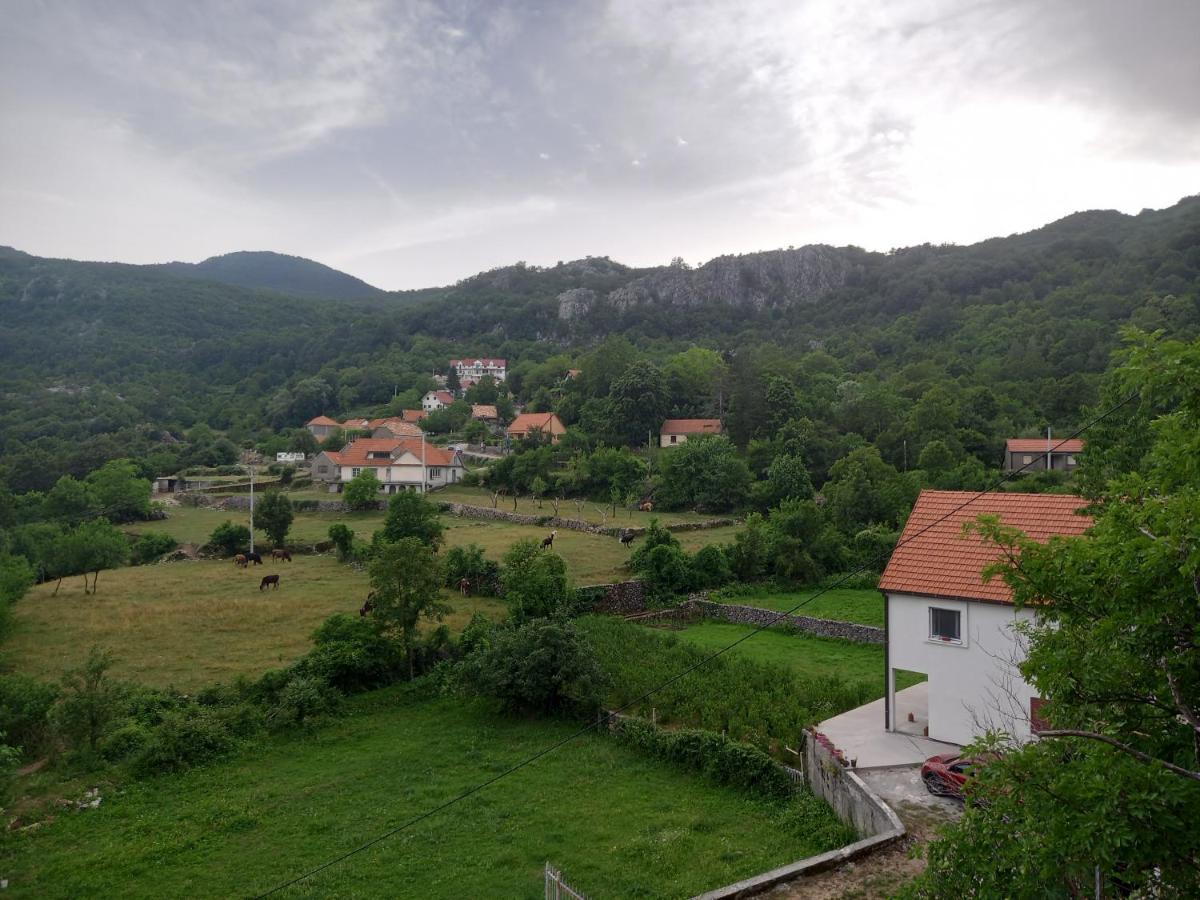 Konak Ugnji-Village Цетинє Екстер'єр фото