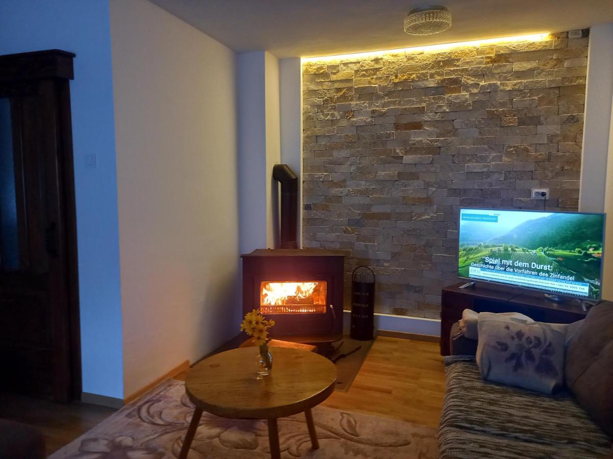 Konak Ugnji-Village Цетинє Екстер'єр фото